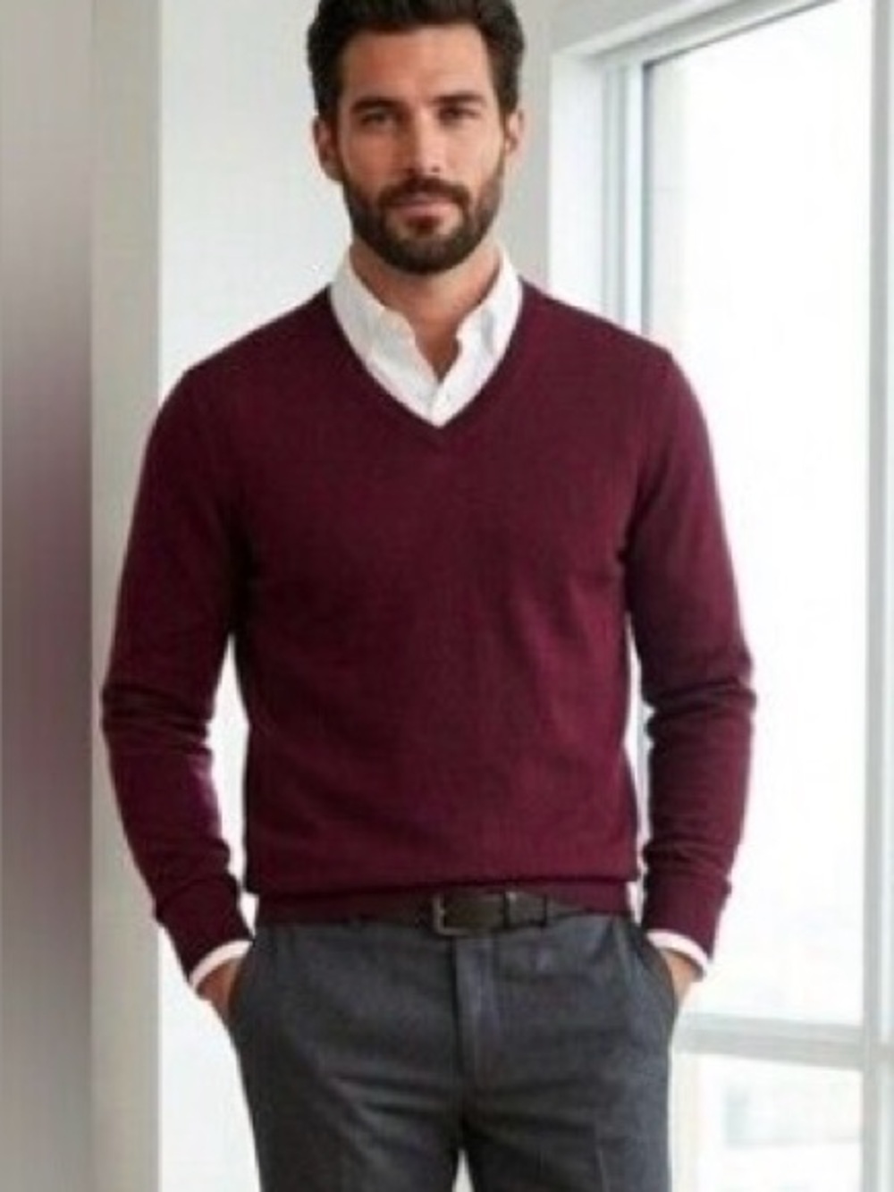 Banana Republic Men’s Merino Wool V-Neck Sweater Burgundy Size L